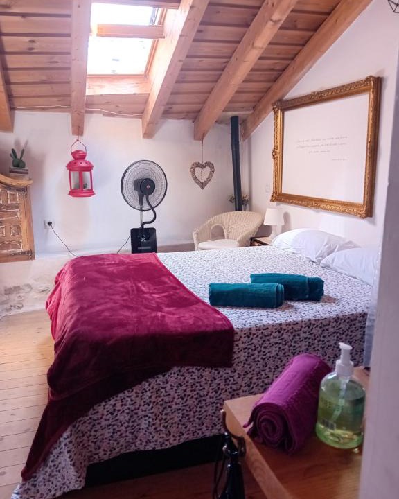 Villavieja del Lozoya Ski Chalet | Casita con encanto tranquilidad VILLAVIEJA DEL LOZOYA EN SIERRA DE MADRID Y A 50 MINUTOS DE CAPITAL