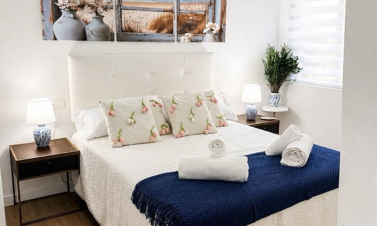 San Lorenzo Apartment | Centrally located two-bedroom apartment with patio. Charming