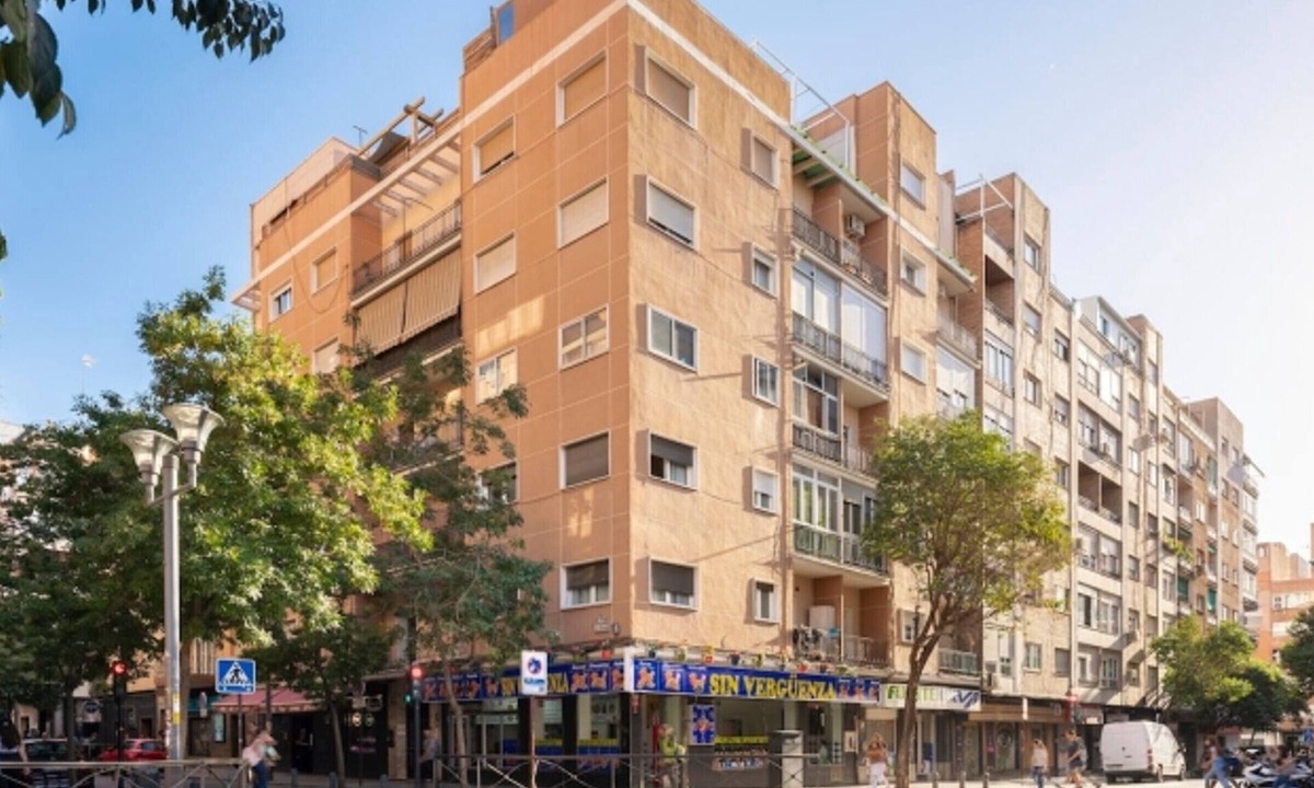 Camino de Ronda Apartment | Centrally located family home in Granada