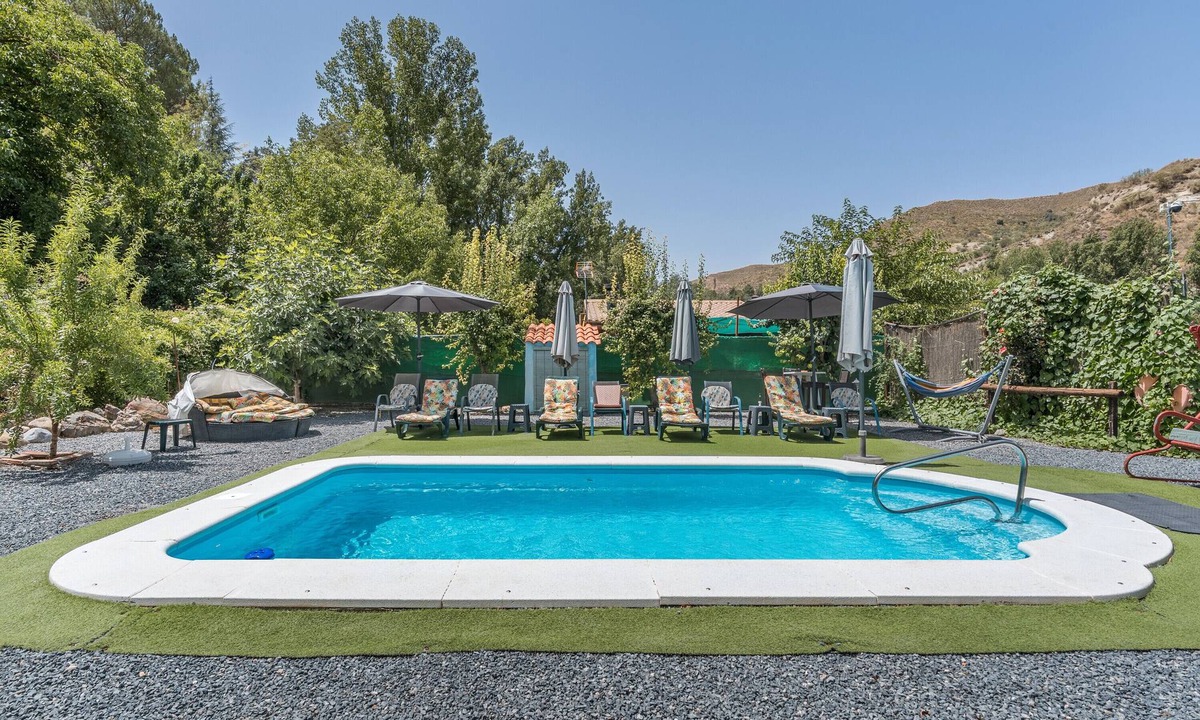 Dudar House | Chalet 'Cortijo Luz De La Sierra' with Mountain Views, Private Pool and Wi-Fi