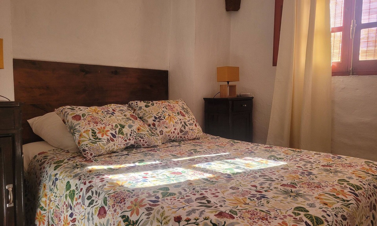 Benalauria Apartment | Charming Studio Apartment on Country Finca - experience the real Andalucia!