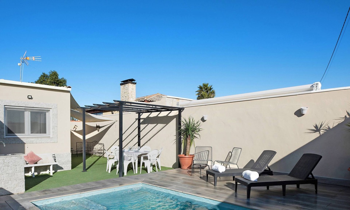 La Coquina House | Charming Country House with Private Pool in Chiclana de la Frontera