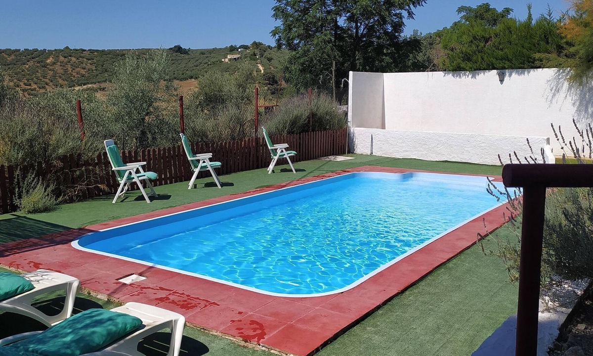 Algarinejo House | Charming Farmhouse Retreat