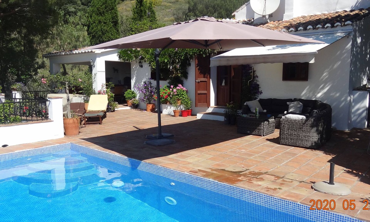 Competa House | Charming traditional Andalucian Finca Emilio. 2 Bedrooms, 2 bathrooms & Pool