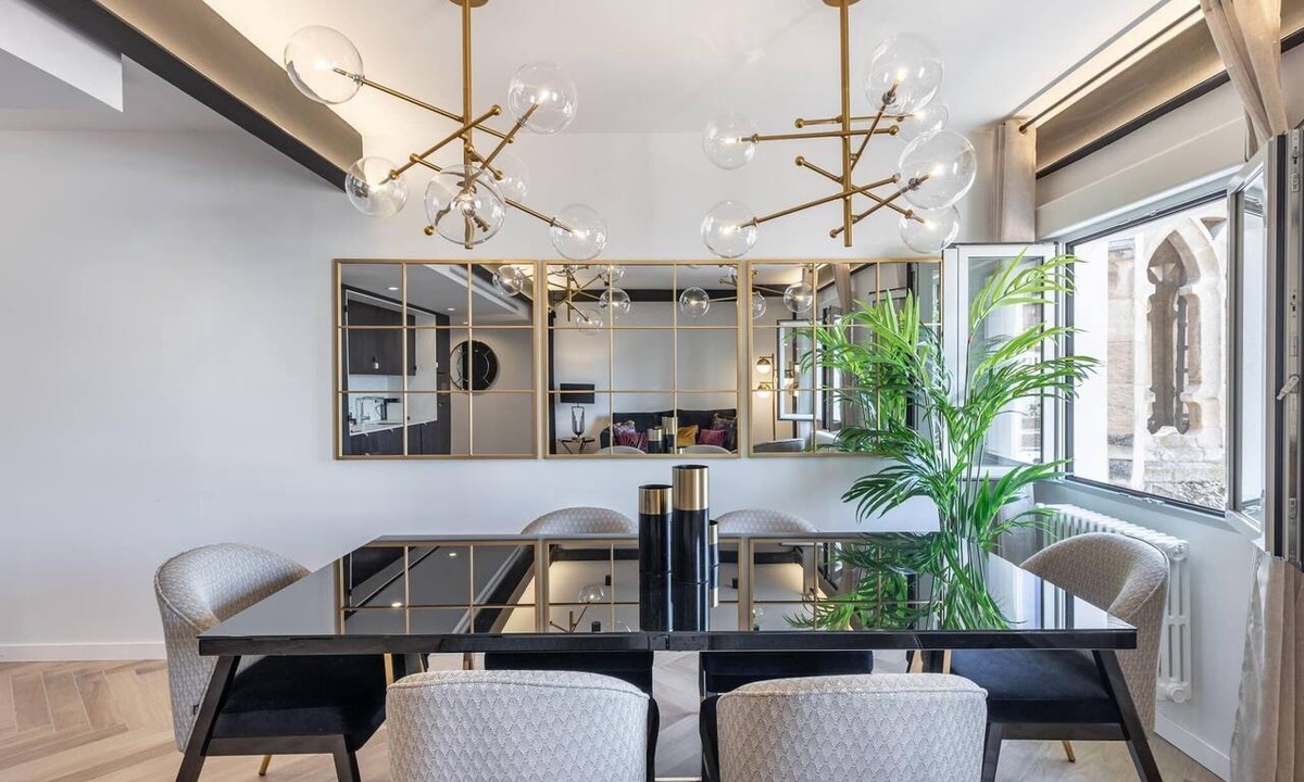 Centro - Sagrario Apartment | ChezmoiHomes Luxury Gran Via Penthouse Collection 3BR