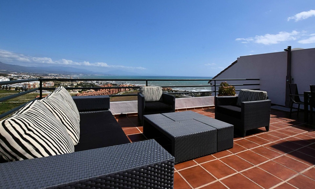 Puerto de la Duquesa Apartment | Comfortable apartment with sea views near Estepona, within walking distance from the sea