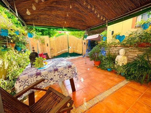 Mairena del Aljarafe Apartment | Cool Garden Sevilla Aljarafe