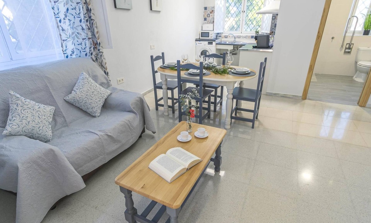 Orgiva Villa | CORCHADO, 2 Bedroom House Adapted for Reduced Mobility