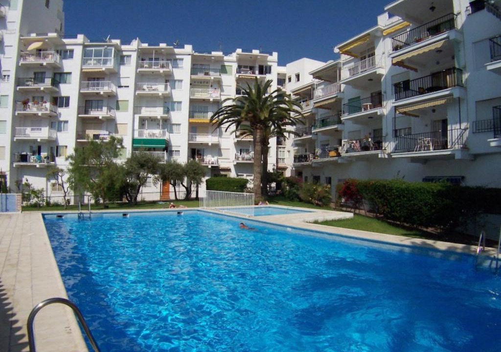 Nerja City Centre Apartment | Coronado, apartment in central Nerja