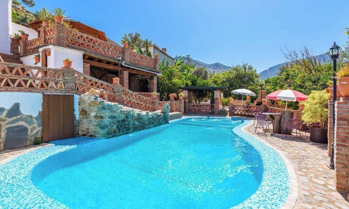 Agustinos Villa | Cortijo El Chinas Órgiva by Ruralidays