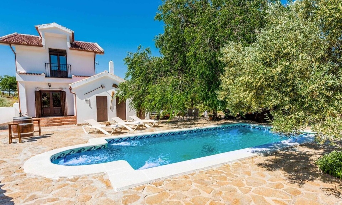Alhama de Granada Villa | Cortijo Rica Santa Cruz del Comercio by Ruralidays
