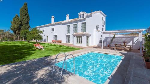 Campillos House | Cortijo Vallehermoso Campillos by Ruralidays
