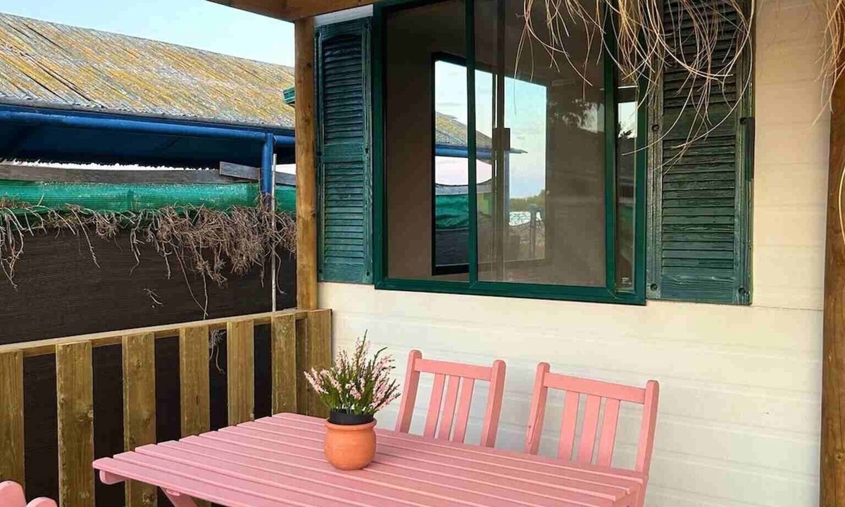 El Palmar Cottage | Cottage 'Coqueta Casita' with Private Terrace, Wi-Fi and Air Conditioning