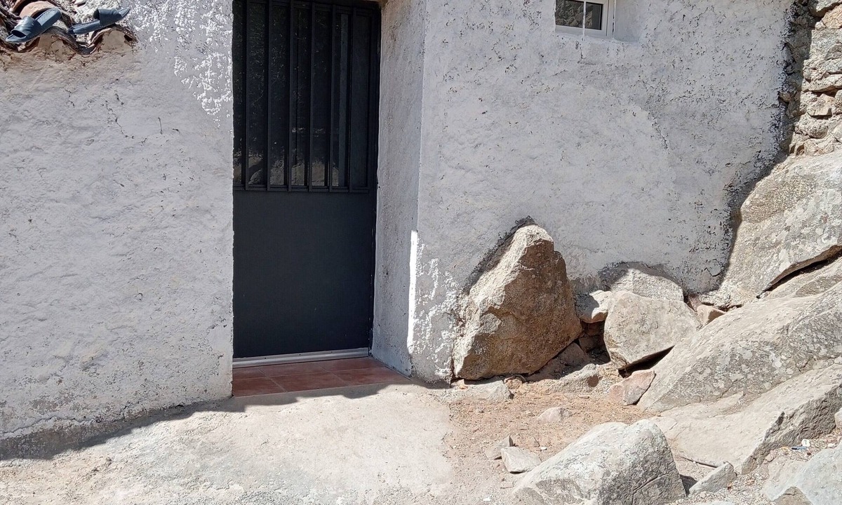 El Real de la Jara House | Cottage 'El Granero' with Shared Pool and Shared Garden