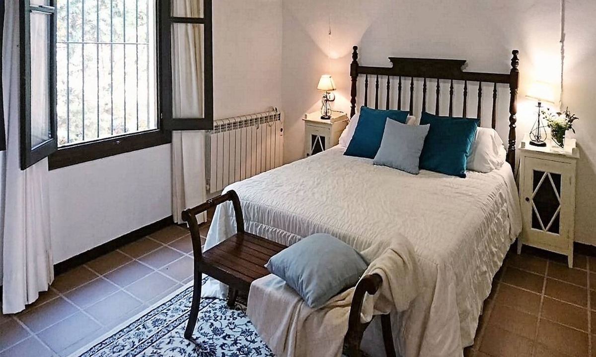 La Joya Cottage | Cottage in La Joya with Pool and Garden