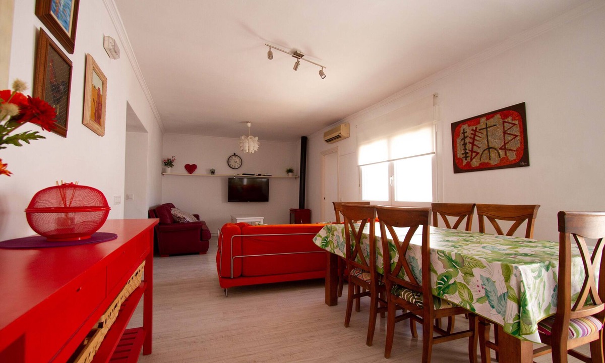 Tahivilla House | Cozy and comfortable home in Tahivilla