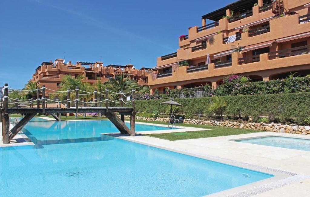 New Golden Mile Apartment | Cozy Apartment In Estepona With Sauna
