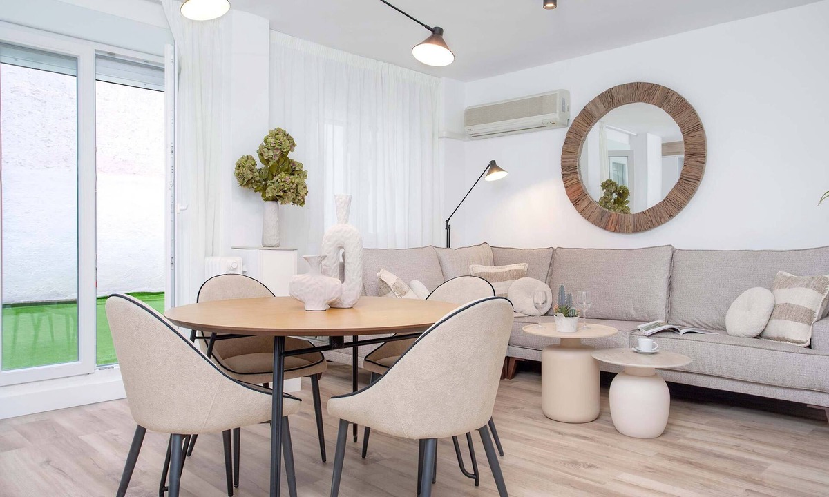 Figares Apartment | Cozy Apartment Near City Center. Lope de Vega
