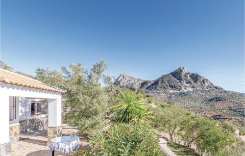 El Gastor House | Cozy Home In El Gastor With Kitchen