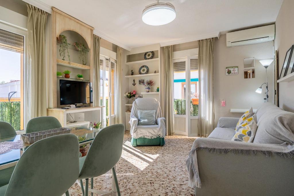 San Basilio Apartment | Cozy Retreat with Patio Steps from Alcázar