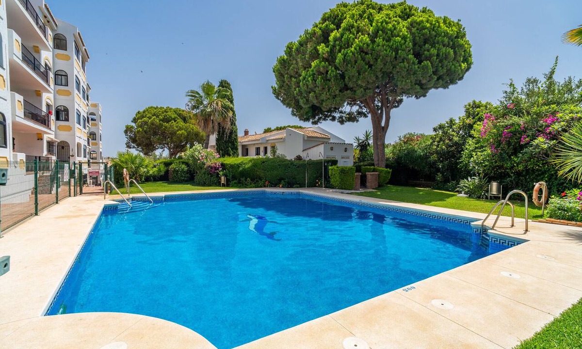 Mijas Apartment | Cubo's Apartment Las Acacias Beach/air conditioning/free wifi/pool