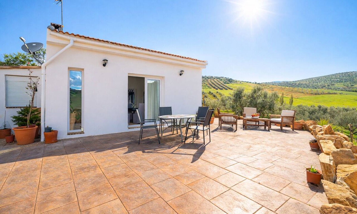 Casabermeja Cottage | Cubo's Casabermeja Country Rural House/large outdoor spaces/views/free wifi