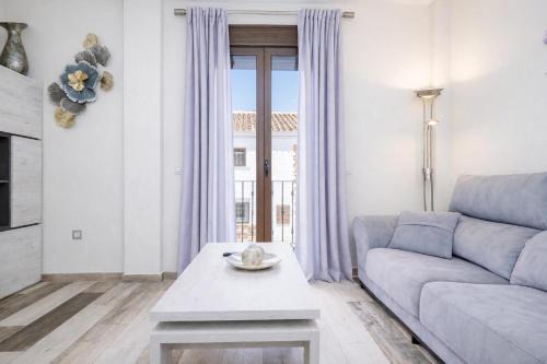 Alhaurin el Grande Apartment | Cubo's Urban Suite Town Centre
