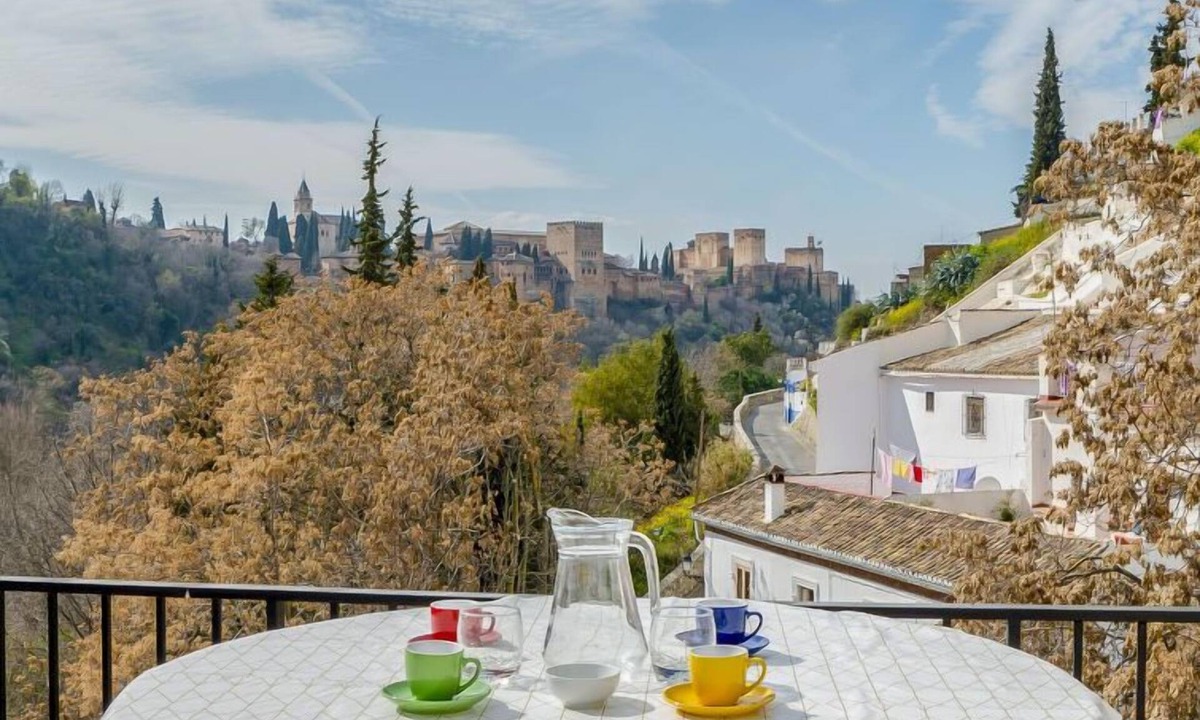 Sacromonte House | Cueva de Lindaraja by Interhome