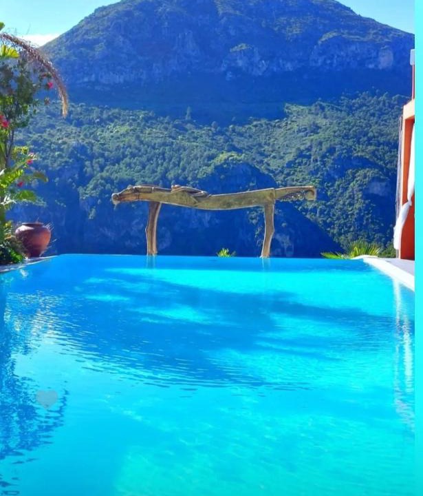 Casares Resort | DDG Retreat