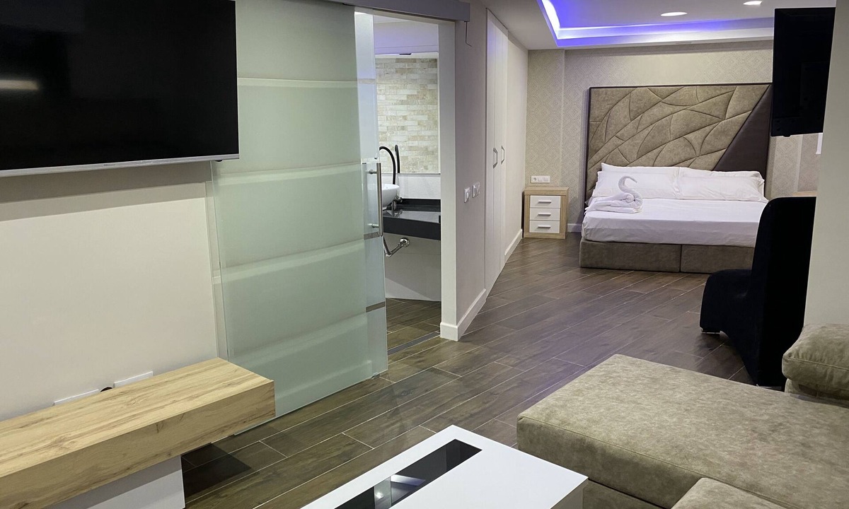Linares Apartment | Deluxe Gold