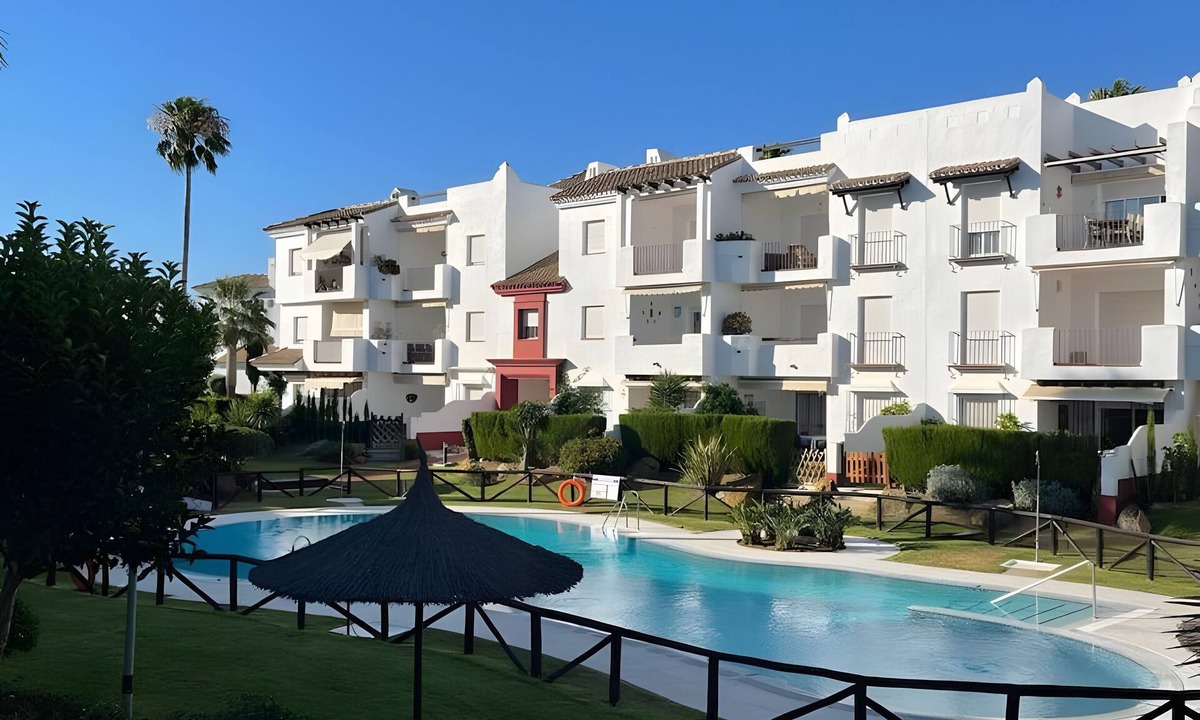 Rota House | Detached House in Costa Ballena with Private Pool, Wi-Fi, and Air Conditioning
