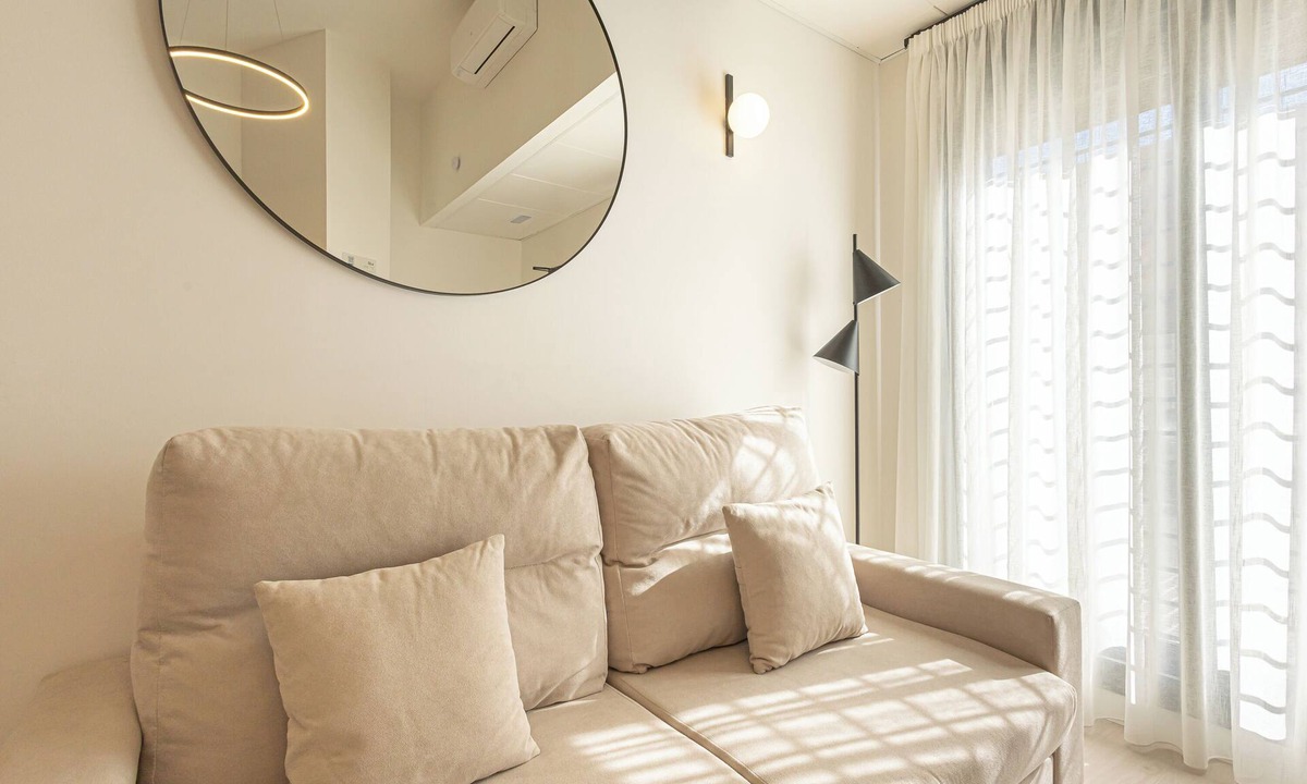 R.E.N.F.E. Apartment | Dobo Málaga Perchel