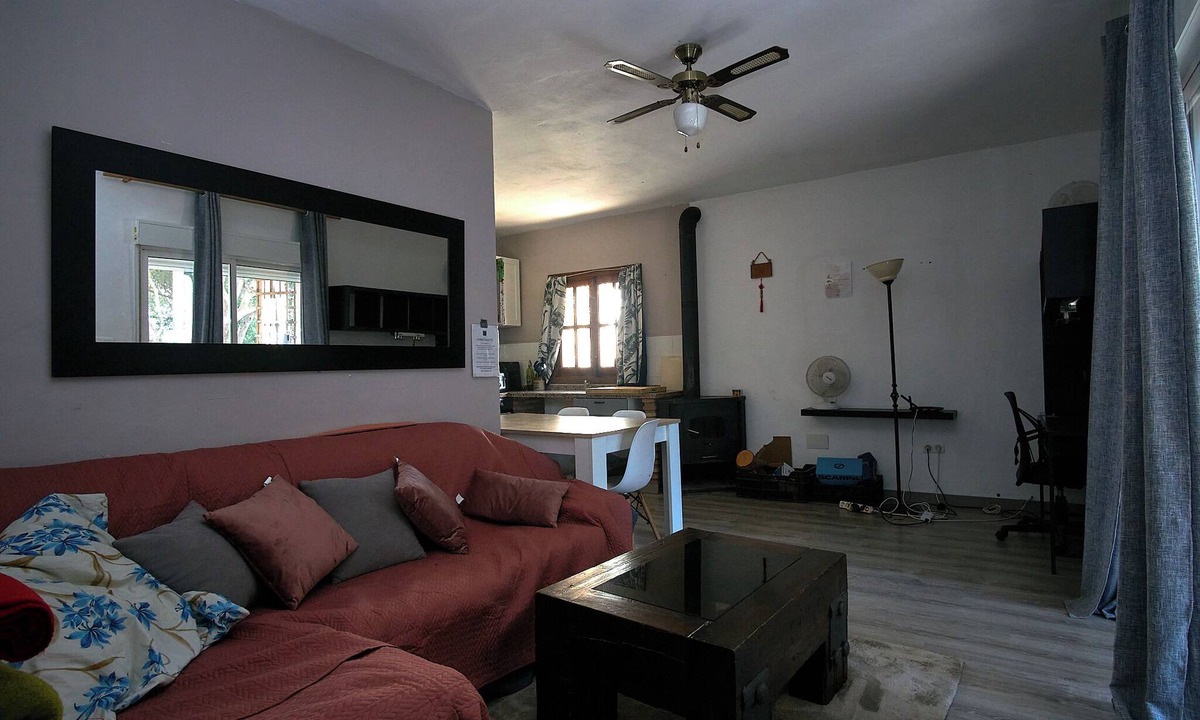 El Chorro House | Double & Twin room Unit-Close to Caminito del Rey! in a Beautiful, Rustic Finca