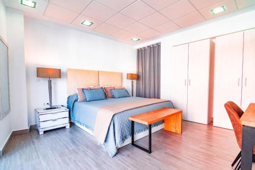 Don Benito Apartment | EDomus Medellin 1485 Suites