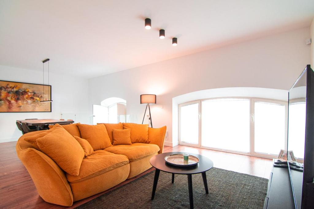 San Lorenzo Apartment | Edomus Puerta de la Barqueta