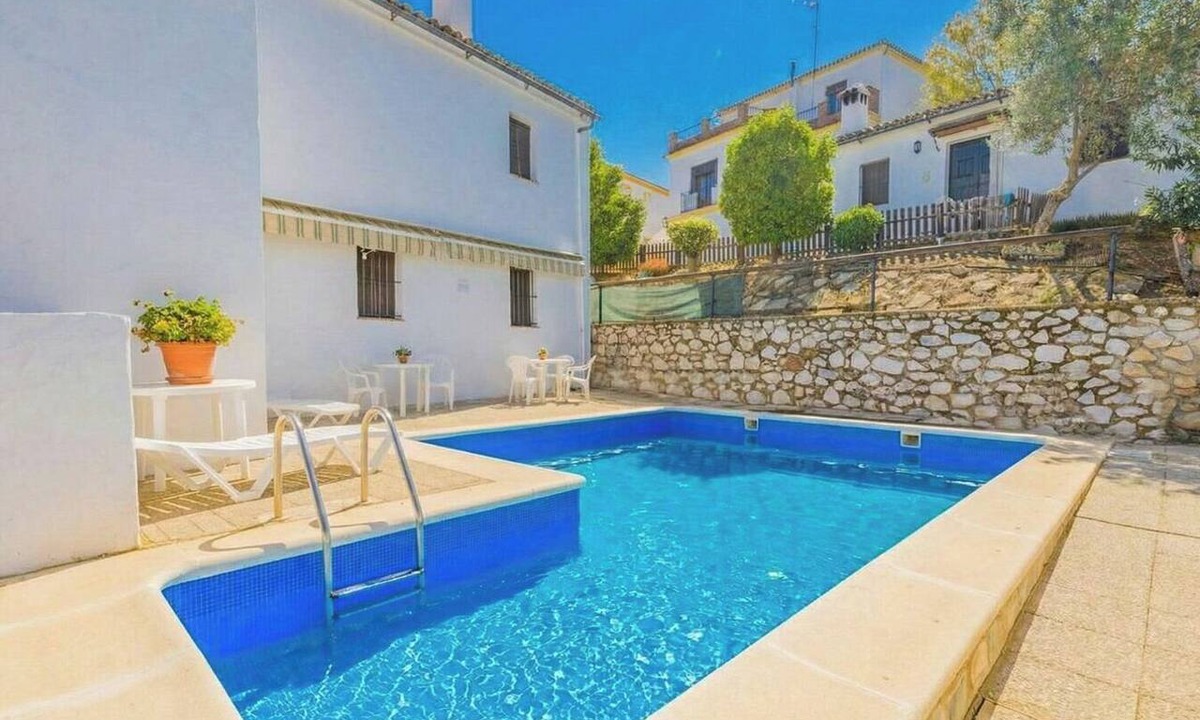 El Bosque Villa | El Garrotal - El Pan El Bosque by Ruralidays