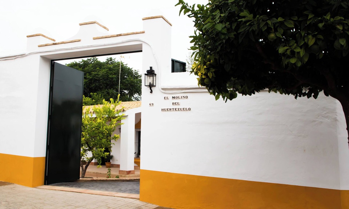 La Palma del Condado Villa | El Molino del Huertezuelo (33km from El Rocio/Doñana, near Seville and Beaches)
