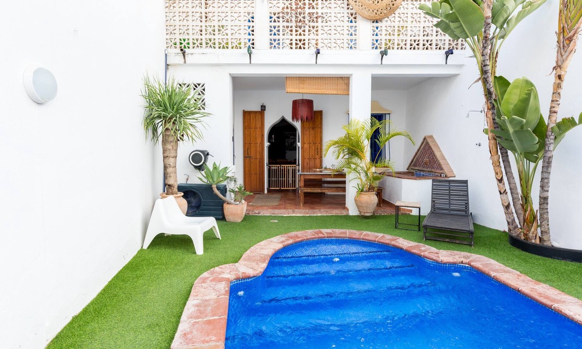 Rio Velez House | El Patio Andaluz – House with Pool for Groups (13 Guests) in Vélez-Málaga