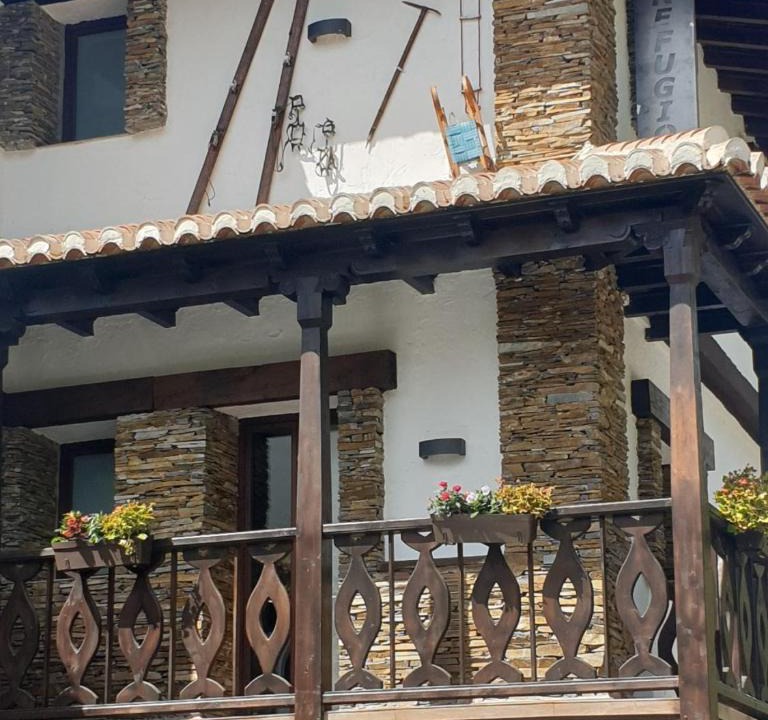 Pinos Genil Hotel | El refugio