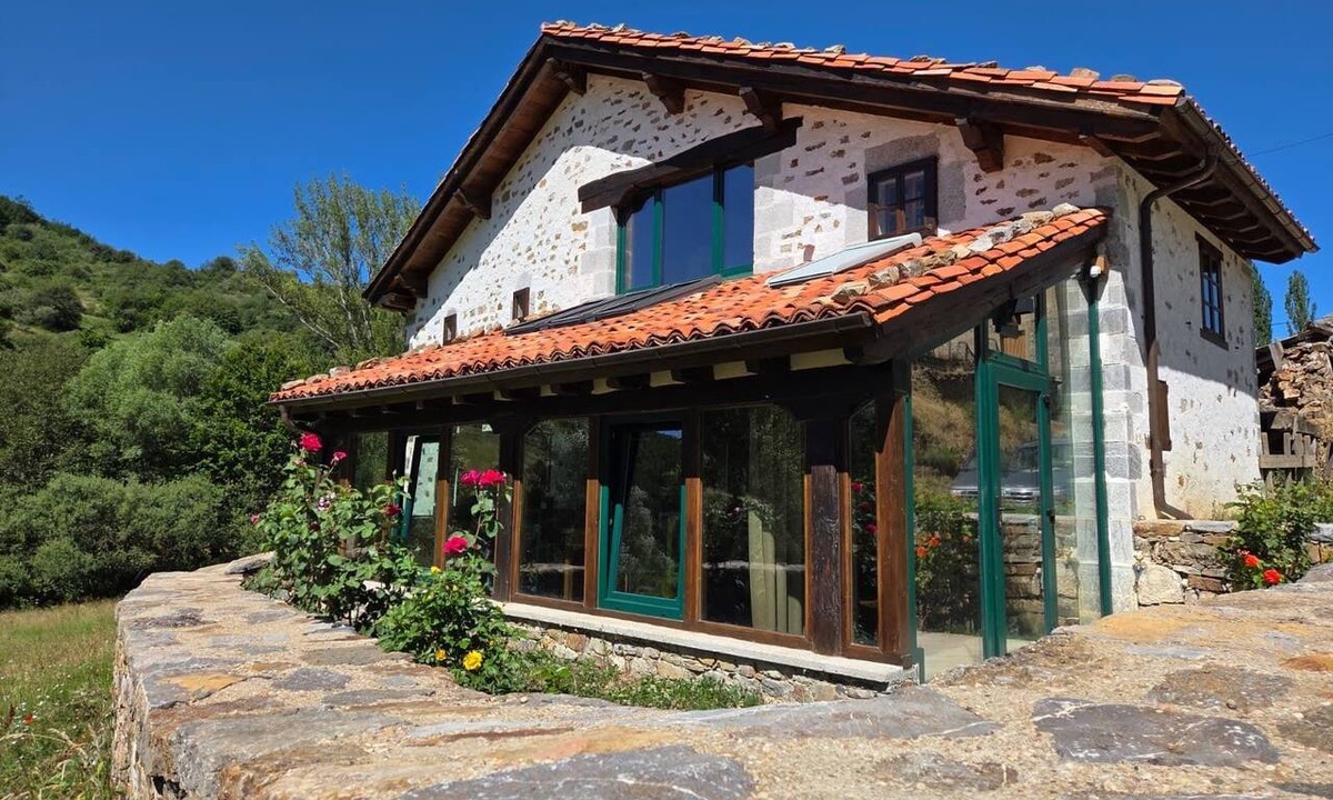 La Pernia House | EL RICÓN DE LORES, Your Natural Retreat