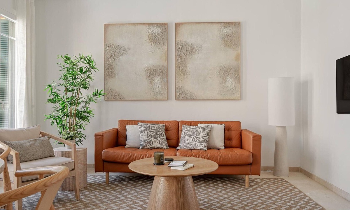 La Victoria Apartment | Elegant apartment in Malaga center with rooftop pool