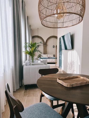 Melegis Hotel | Elysium Luxury Stays