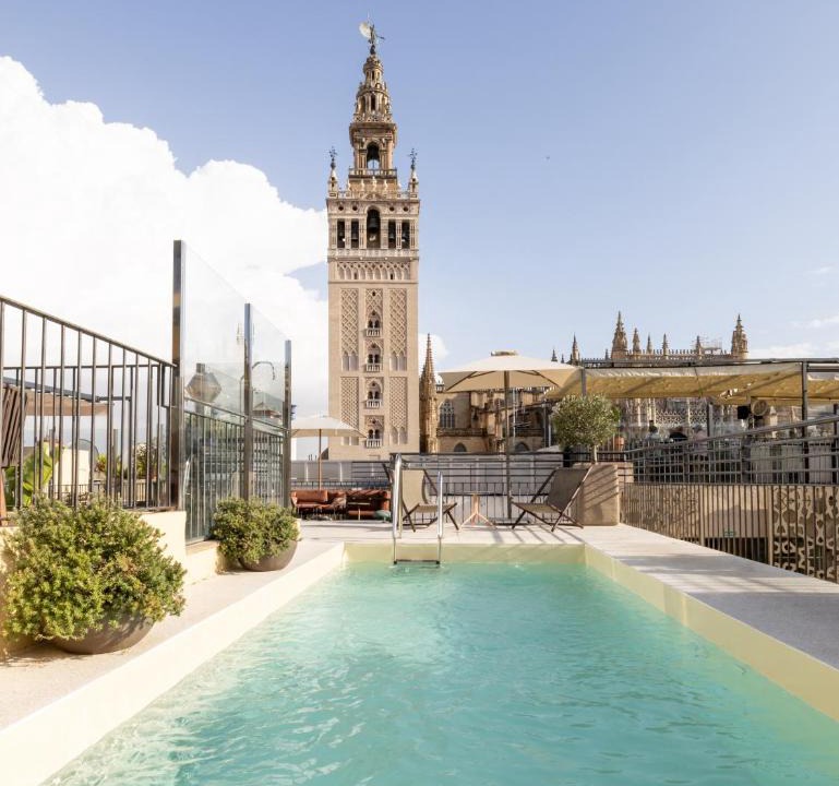 Santa Cruz Hotel | EME Catedral Mercer Hotel