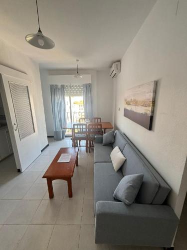 Sector P - Palmito Apartment | Encantador apartamento frente al mar en Matalascañas: ¡Tu escapada perfecta!
