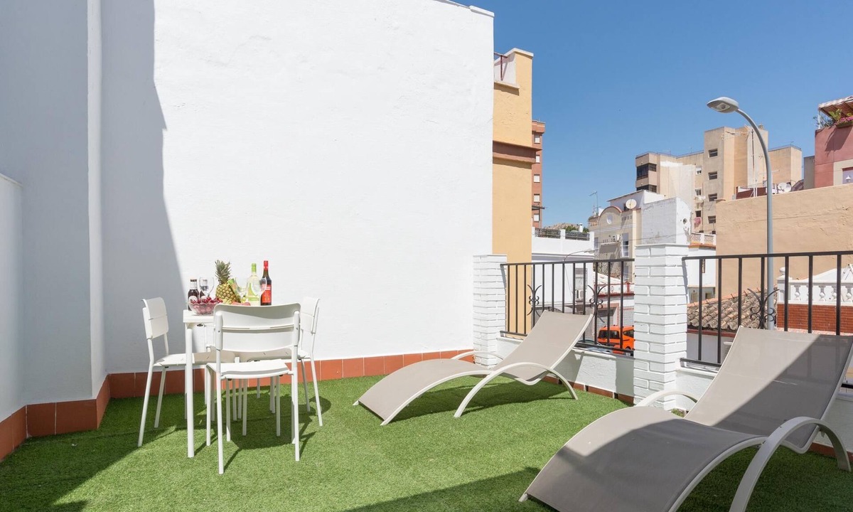 El Molinillo Apartment | Entire Townhouse Terrace Central 2BD 2 Baths AC