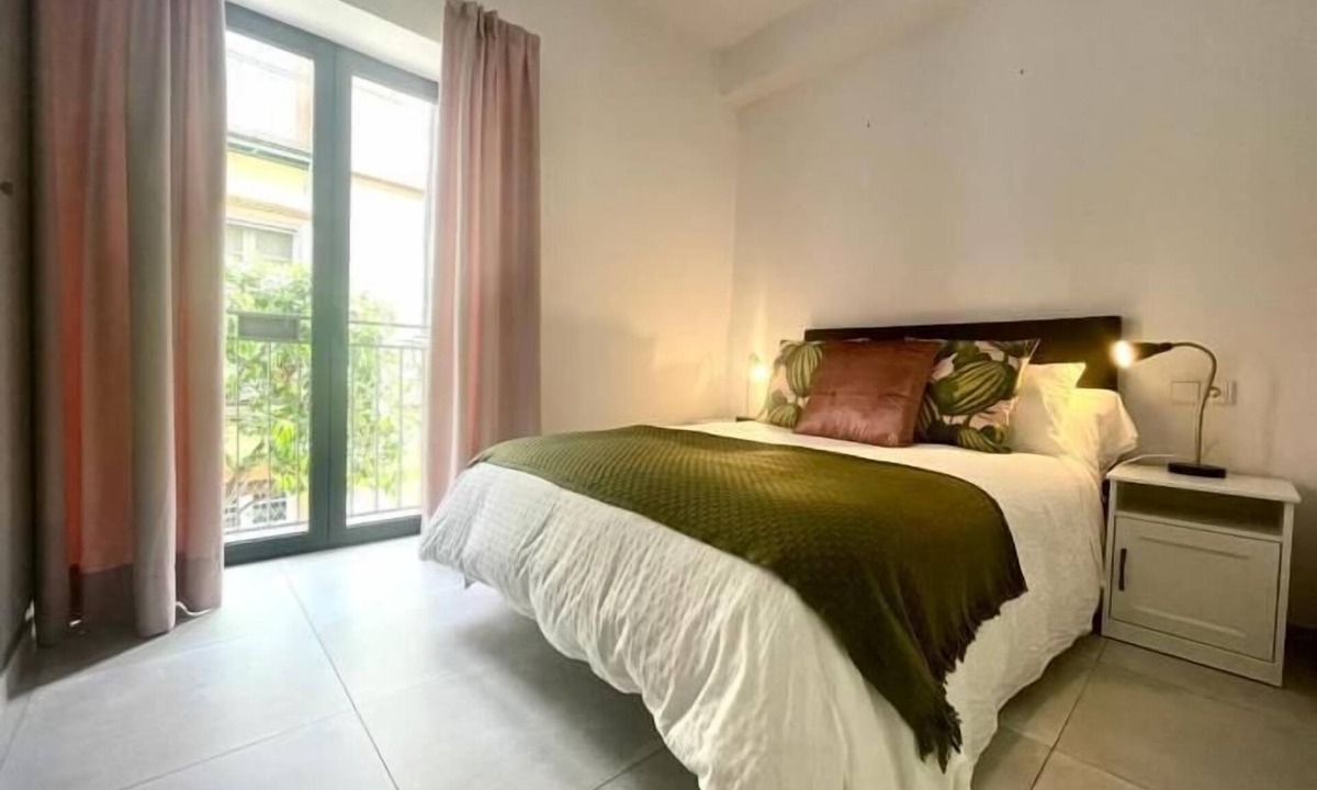 Feria Apartment | Eva Recommends Soho Alameda 2