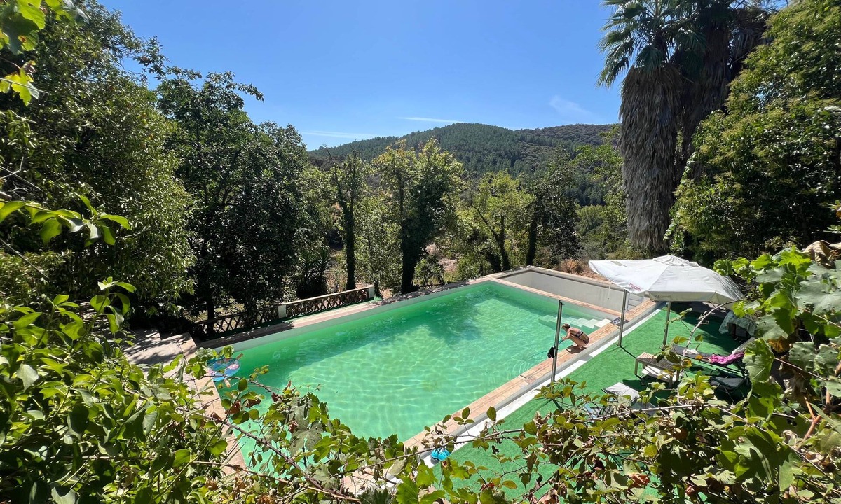 Linares de la Sierra House | Exclusive Farm in the Sierra Yoga Peace and Nature