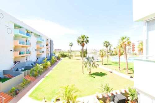 Almerimar Apartment | Expoholidays - Residencial Palm Beach