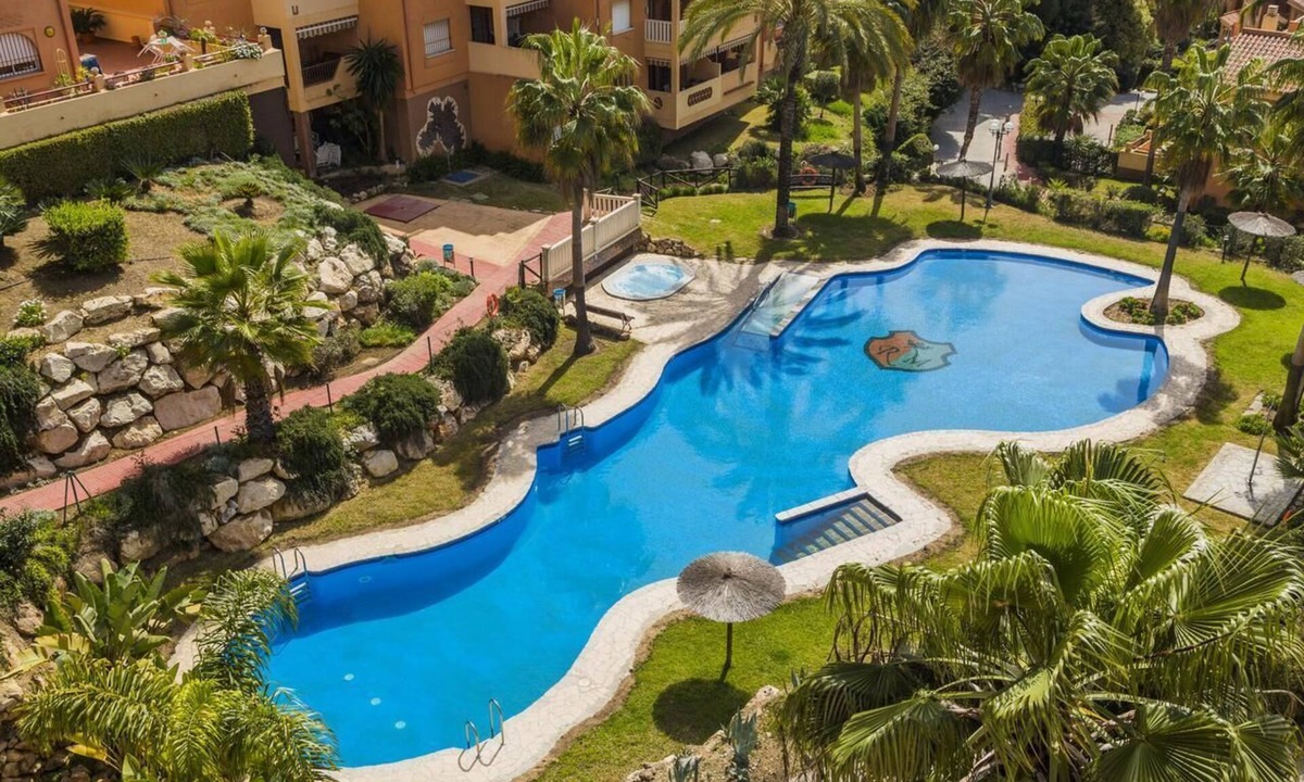 Urbanizacion Hacienda las Chapas Apartment | Fabulous, 2 bedroomed, Contemporary Apartment With Stunning Views
