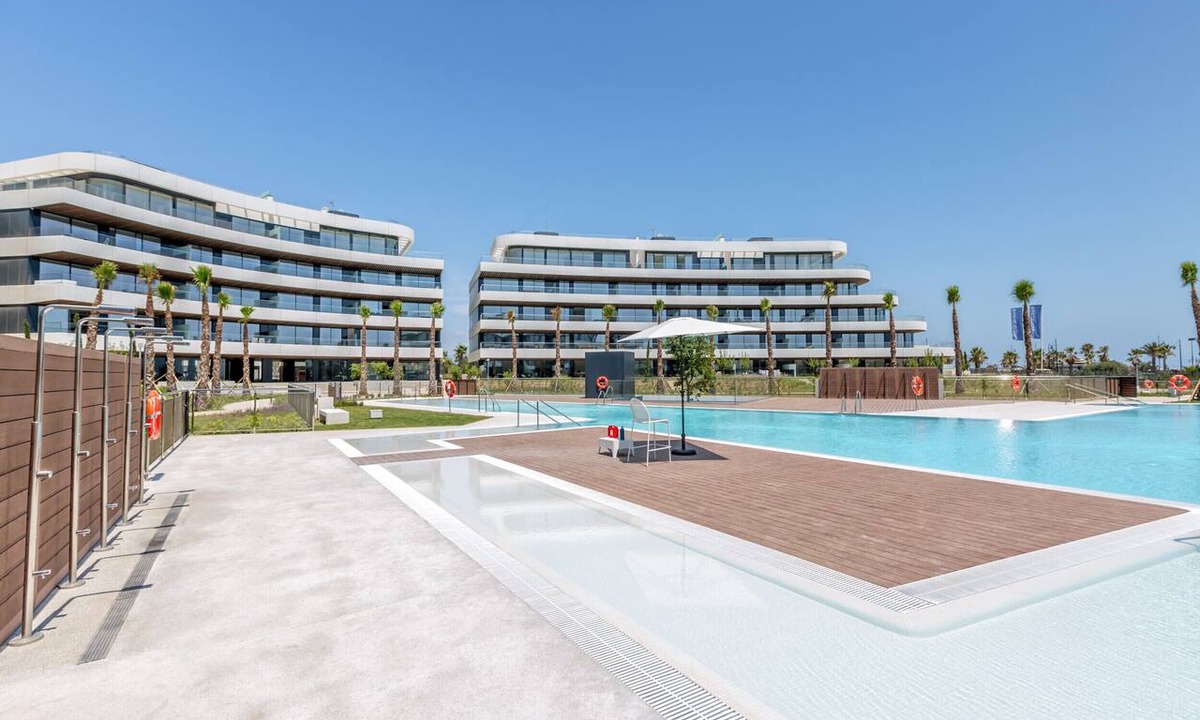 Torremolinos Apartment | Fari | Beach - terrace - pool